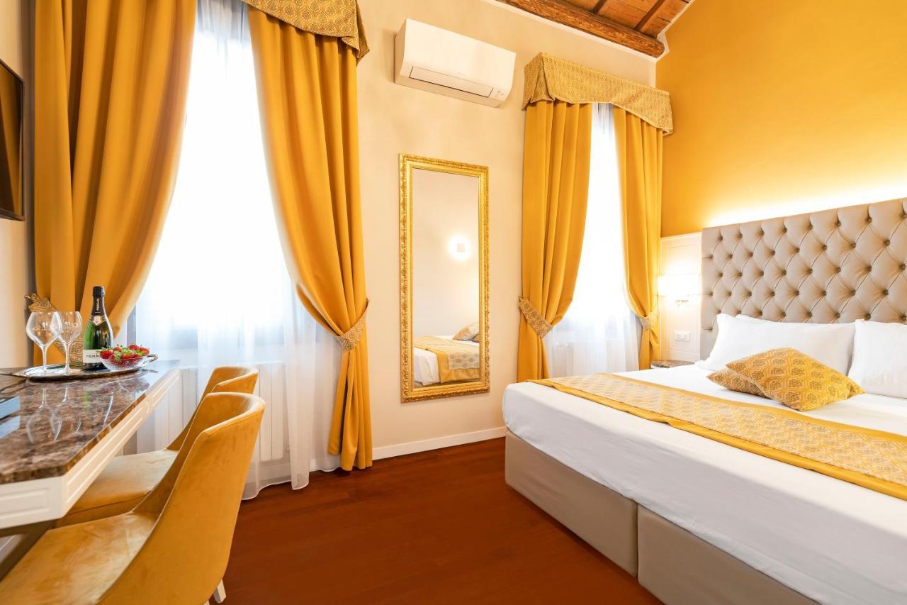 Residenza La Duchessa Deluxe Rooms Velence Kültér fotó