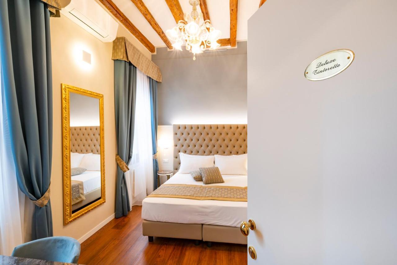 Residenza La Duchessa Deluxe Rooms Velence Kültér fotó